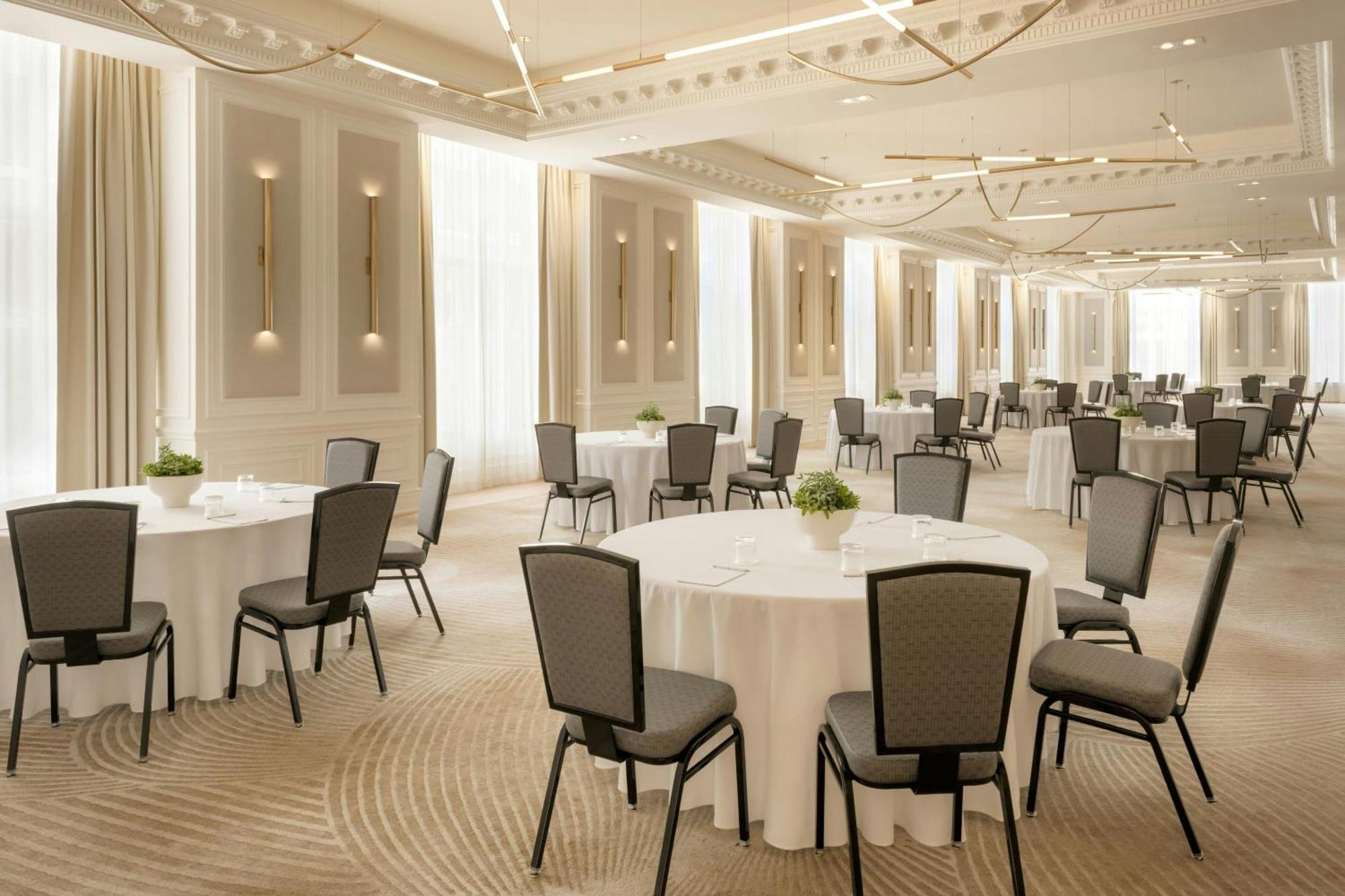 The St. Regis 5* Toronto